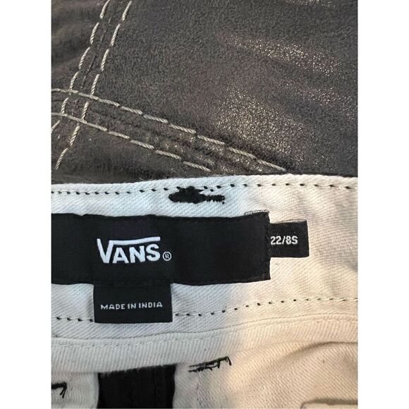 Vans Boys Black Shorts Size 8s - Picture 3 of 3